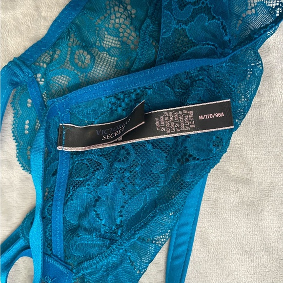 New! Victoria’s Secret Very Sexy Blue Lace Triangle Shine Strap Teddy 4302 - Picture 9 of 10